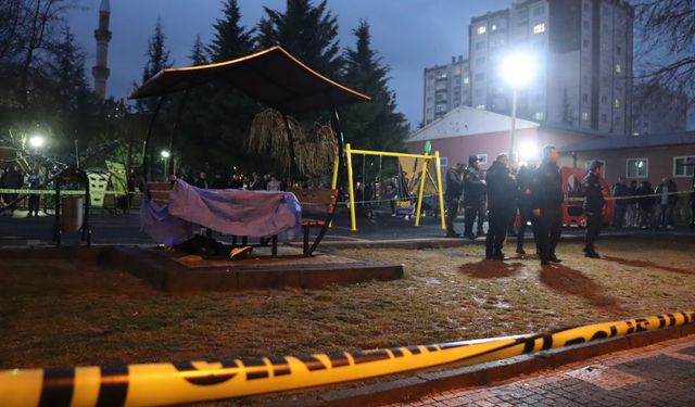 Kayseri Melikgazi ilçesinde 16 yaşındaki çocuk parkta öldürüldü