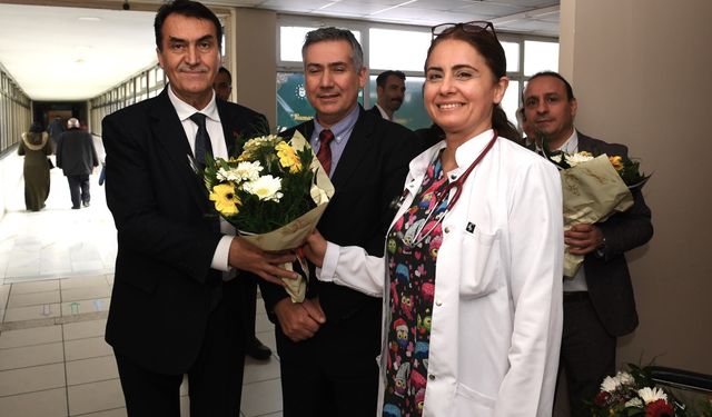 Başkan Mustafa Dündar’dan sağlık çalışanlarına sürpriz