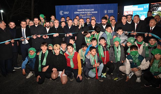 Bursa'da Panayır Mahallesi’ne gençler için futbol tesisi