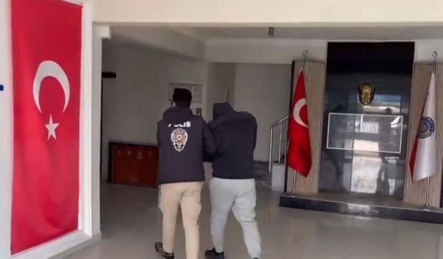 Yasa dışı bahis firarisi 'Übeyit Bartin' Aydın'da 'Sibergöz-27' operasyonuyla yakalandı