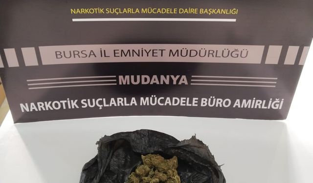 Bursa Mudanya ilçesinde uyuşturucu ticareti yapan 2 şahıs yakalandı