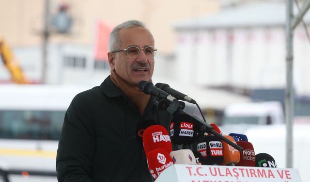 Bakan Uraloğlu: "Yüksek Hızlı Tren hattını önümüzdeki yılın sonunda bitireceğiz”