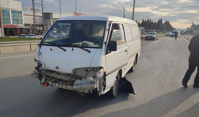 Edirne Keşan ilçesinde karıştığı kazadan kaçarken polis otosuna çarptı
