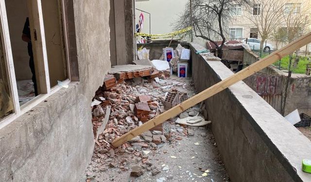 Kocaeli Derince ilçesinde üzerine duvar yıkılan çocuk hayatını kaybetti