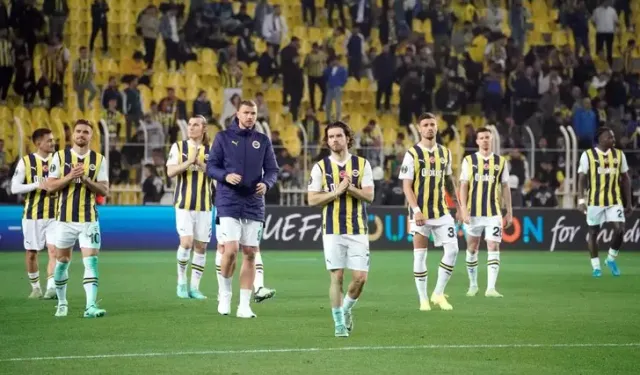 Fenerbahçe'de ayrılık vakti! 3 isimle yollar ayrılıyor