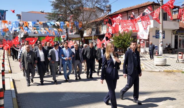 Türkiye'nin en genç kadın belediye başkanı unvanı Zeynep Çelik'e