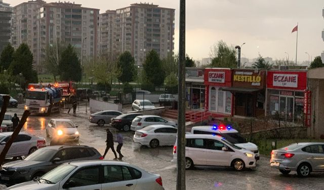 Gaziantep Şahinbey ilçesinde su basan garajı temizlerken akıma kapılan görevli öldü