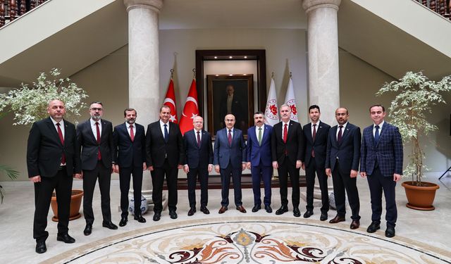 Bursa'da belediye başkanları, Vali Mahmut Demirtaş'ı ziyaret etti