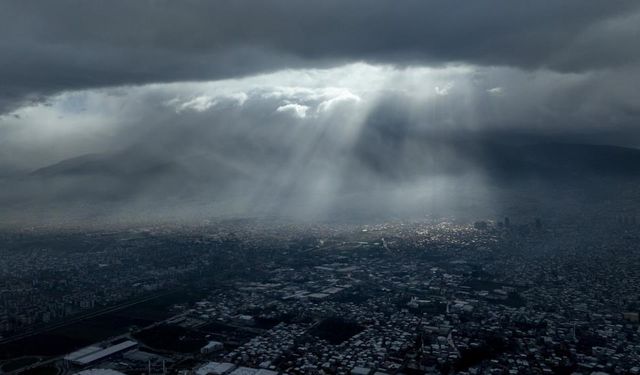 Meteoroloji'den Bursa'ya sağanak yağış ve sıcaklık uyarısı! (7 Nisan 2024 Bursa hava durumu)