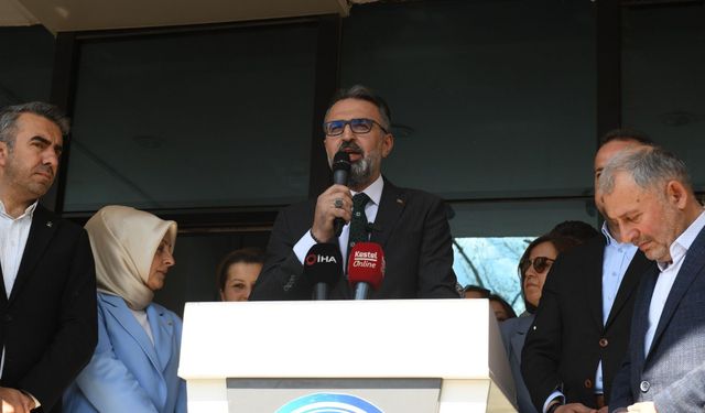 Kestel Belediye Başkanı Ferhat Erol, görevi devraldı