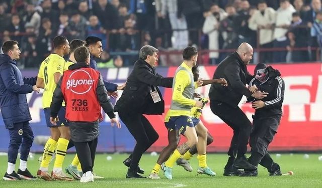 Trabzonspor - Fenerbahçe maçı olayları! Trabzonspor'a 6 maç seyircisiz oynama cezası