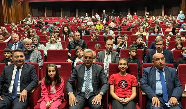 Bursa'da “Çocukların Dünyasında İş Sağlığı ve Güvenliği" temalı resim yarışması ödül töreni