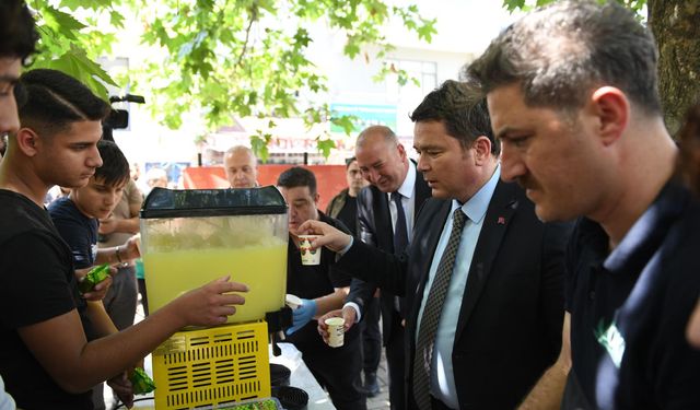 Başkan Erkan Aydın Doğanevler mahalle sakinleriyle buluştu