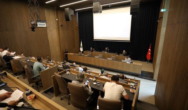 İnegöl Belediyesi 2024 bütçesi oy çokluğu ile kabul edildi
