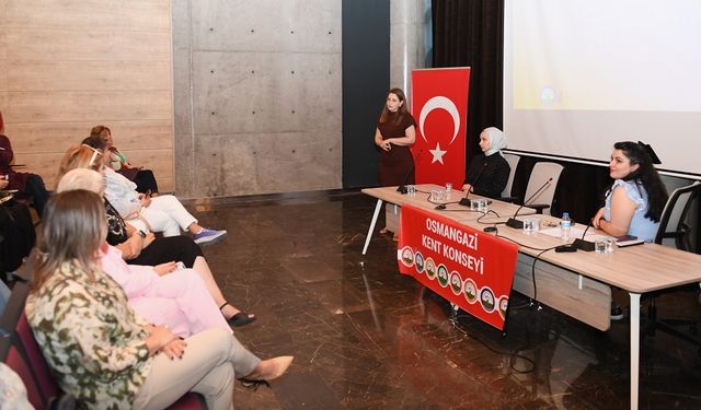 Osmangazi’de kadınlar menopoza karşı bilgilendirildi