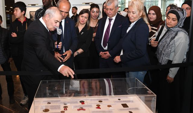 Kurtuluştan Kuruluşa Unutulmayanlar Sergisi açıldı