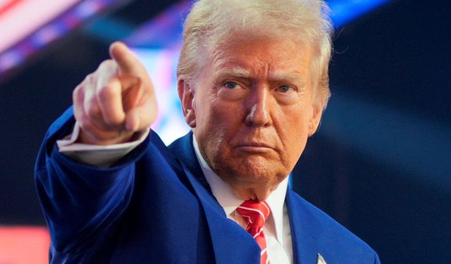 Trump: Powell gerçek bir aptal
