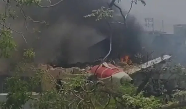 Hindistan'daki uçak kazasında ölenlerin sayısı 310'u geçti