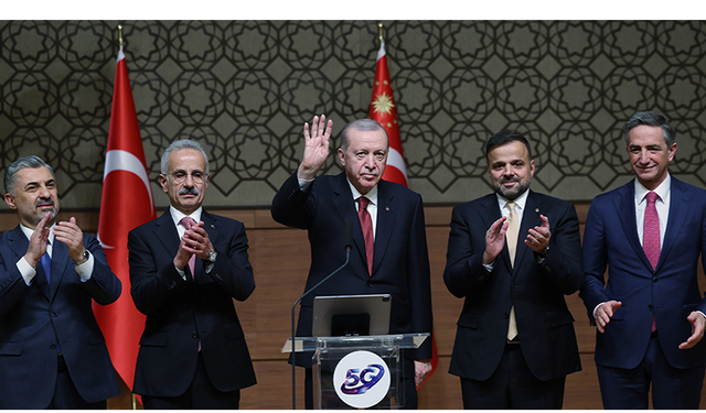 Cumhurbaşkanı Erdoğan’ın butona basmasıyla Türkiye’de 5G teknolojisine geçildi