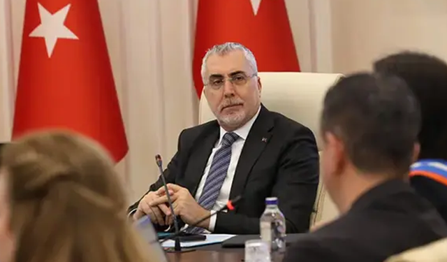Bakan Işıkhan: Yapay zeka, iş dönüşümünü beraberinde getiriyor