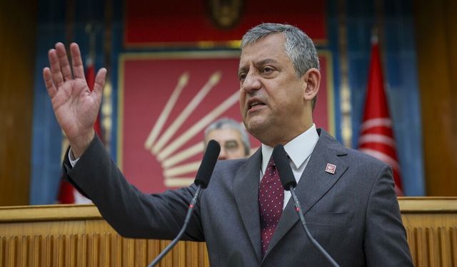 Özgür Özel: CHP teslim olanların değil, iktidarlara yürüyenlerin partisidir