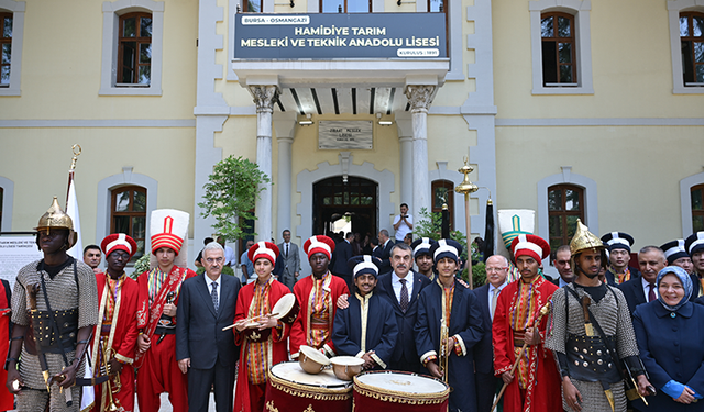 Milli Eğitim Bakanı Yusuf Tekin Bursa’da Türkiye’nin peynir kültürü Buluşması’na katıldı