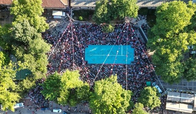 Milli maçta Bursa tek yürek oldu