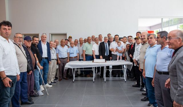 Şehit ve gazi babalarına anlamlı ziyaret