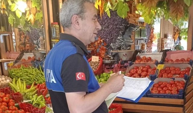 İnegöl'de zabıta ekiplerinden manavlara denetim