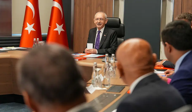 CHP'de iki il başkanı daha görevden alındı