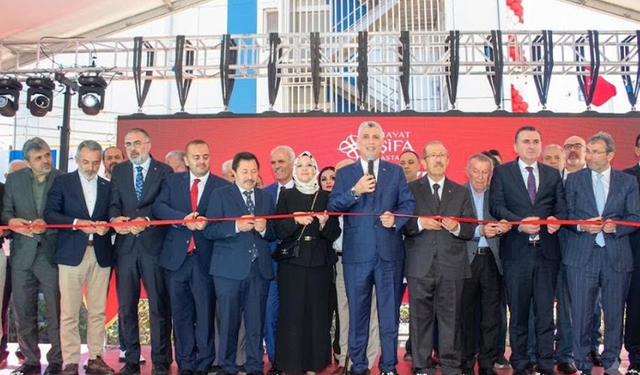 Bakan Bolat: Devlet bütçesinin yüzde 15'ini sağlık harcamalarına ayırıyoruz