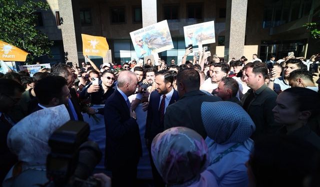 Cumhurbaşkanı Erdoğan'a AK Partili gençlerden Babalar Günü sürprizi