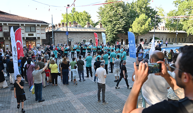 Fetih coşkusu notalarla yankı buluyor