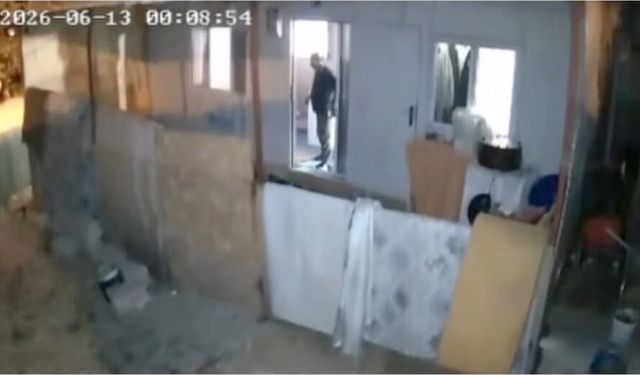 Gaziantep’te 4.6 büyüklüğündeki deprem anı kamerada