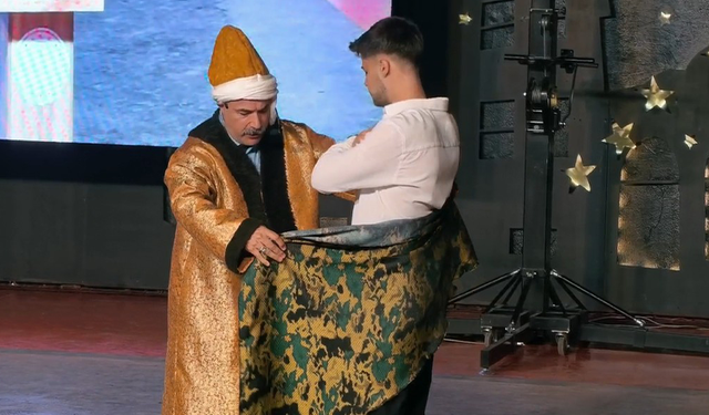 900 yıllık gelenekle mezun oldular