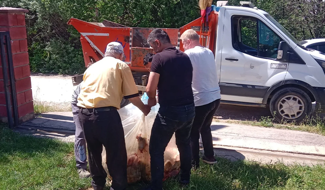 İnegöl Belediyesi’nden Çevre Haftasına yakışan bayram mesaisi