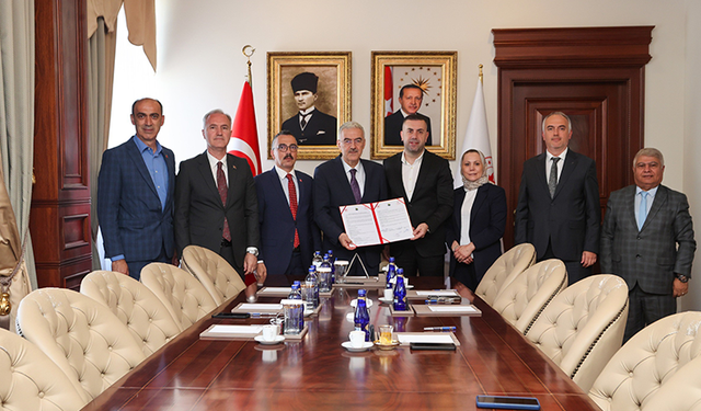 İnegöl'de sağlık ve eğitim için imzalar atıldı