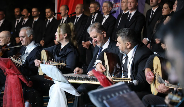 İnegöl Belediyesi TSM korosundan unutulmaz konser
