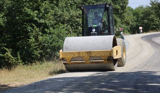 Büyükşehir’den İznik’te yollara konfor ayarı