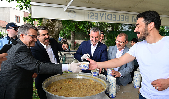 Başkan Oktay Yılmaz, Samanlı Mahallesi'nde vatandaşlarla buluştu