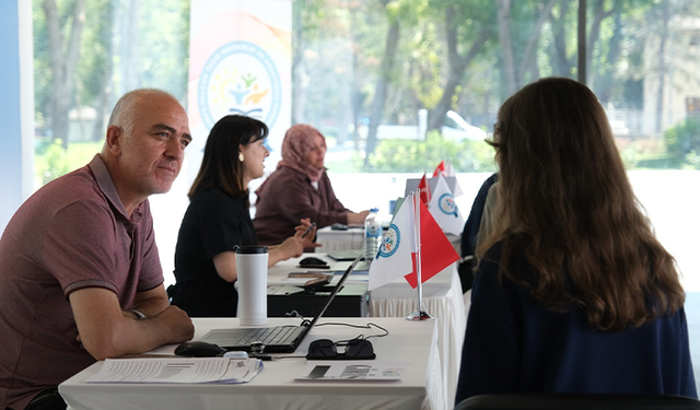 İnegöl Belediyesi'nden öğrencilere ücretsiz YKS tercih danışmanlığı