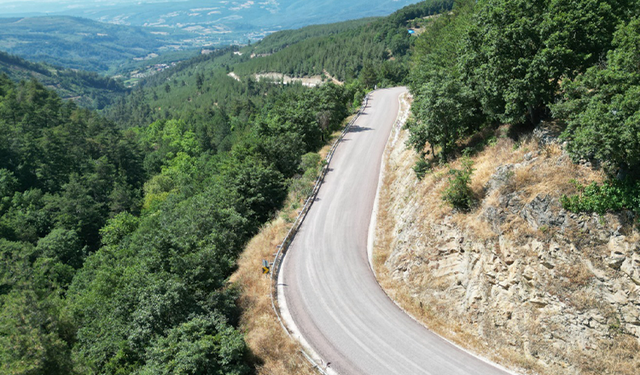 Bursa Büyükşehir Mustafakemalpaşa’da yolları yeniliyor