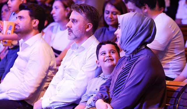 Bursa'da ilklerin festivalinde çocuklar da şen şakrak