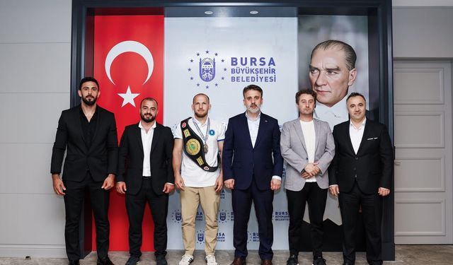 Başkan Vekili Biba'dan dünya şampiyonu güreşçiye tebrik