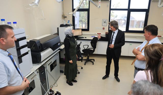 BUÜ’nün laboratuvarları tam kapasite ile sektörün hizmetinde