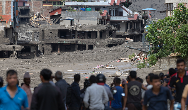Nepal’deki sel felaketinde can kaybı 579’a yükseldi.