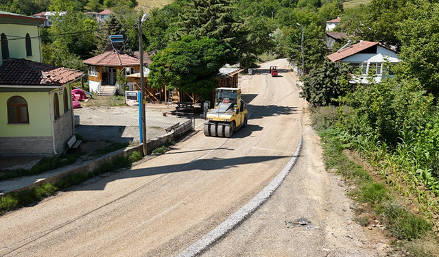 İnegöl'de 6 kırsal mahallenin yolu yenileniyor