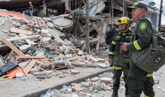 Kolombiya’yı vuran 7.4’lük depremde ölü sayısı 132’ye yükseldi