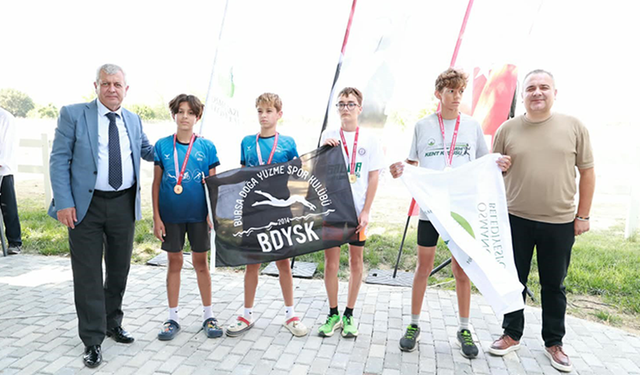 Osmangazi Belediyesi gençleri spor yapmaya teşvik ediyor