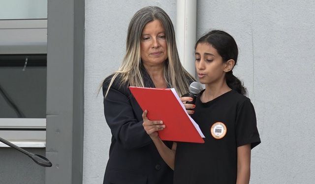 Bursa’da yeni eğitim öğretim yılı başladı, Filistinli öğrencinin okul özlemi duygulandırdı
